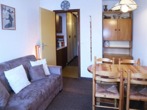Studio pour 4 avec balcon, accès direct pistes et commerces - FR-1-322-386